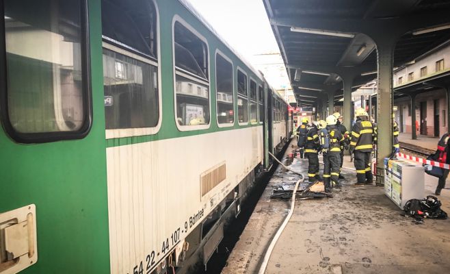 В Праге на вокзале загорелся вагон поезда