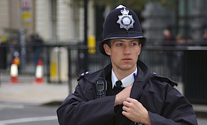 В Манчестере произошел теракт, погибли не менее 22 человек