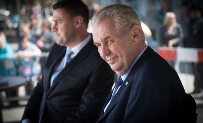 Президент подписал указ о помиловании самого известного заключённого в Чехии