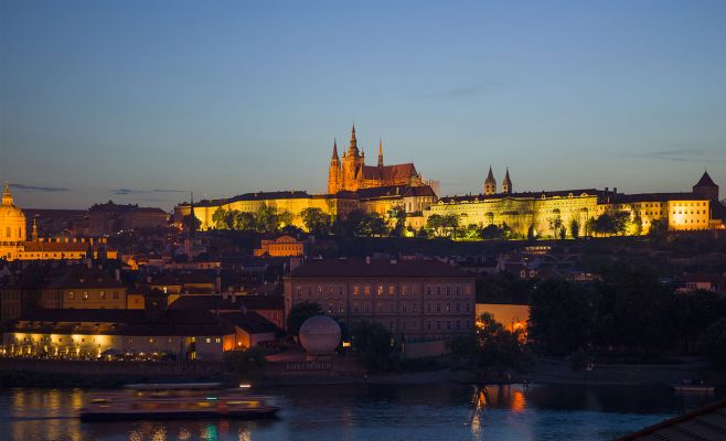 Два входа в Олений ров под Пражским Градом закрыты из соображений безопасности