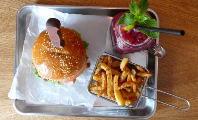 The Craft: Food & Beers