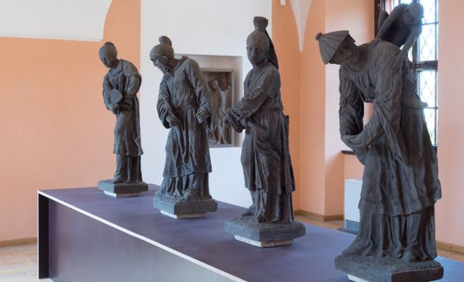 Скульптуры пражских садов: камень, штукатурка, керамика