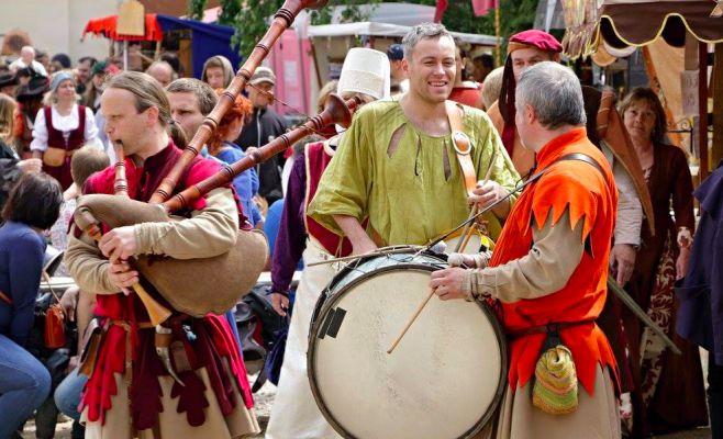 Куда пойти в эти выходные? Топ-10 главных событий