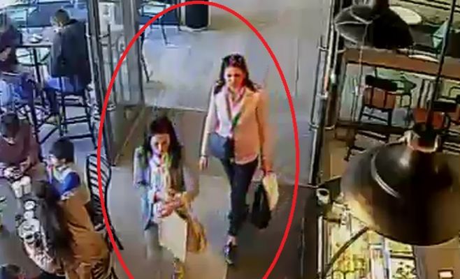 Опытные карманницы за секунду украли 15 тыс. крон. Видео