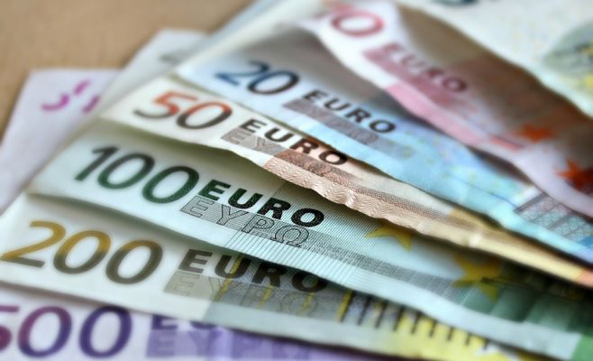 Крупнейшие партии Чехии выступили за введение евро. С кроной можно прощаться, считают политики