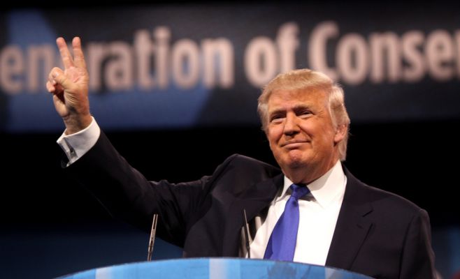 Дональд Трамп извинился перед президентом Чехии