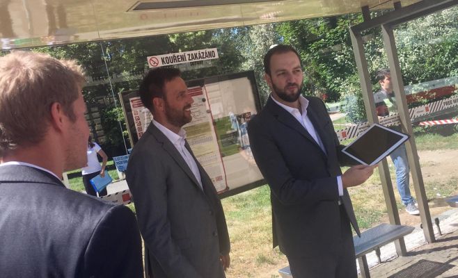 В Праге появилась первая остановка с Wi-Fi. Всего их будет более 300