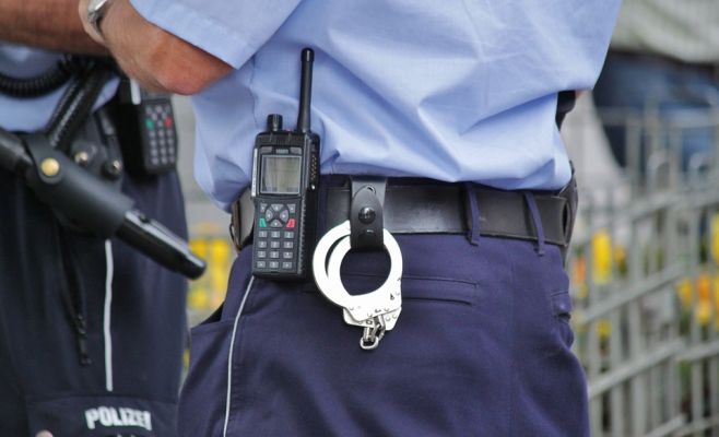 Задержаны чехи, помогавшие сирийским беженцам попасть в Европу