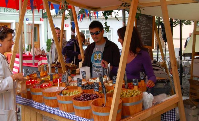 В Праге пройдёт французский рынок На Кампе