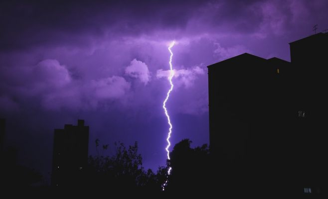 Ливни будут идти весь день и ночь, вечером ударят грозы