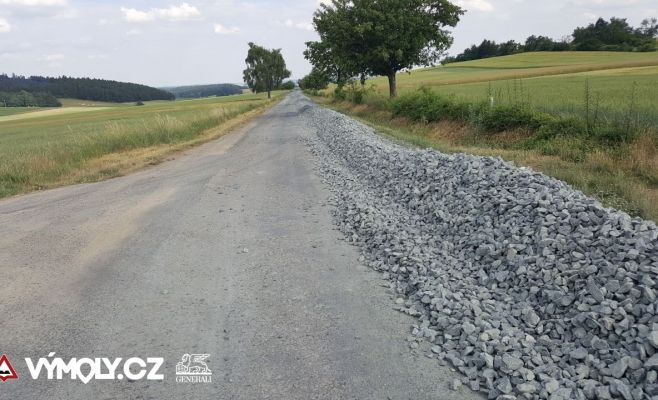 Названы самые худшие участки дорог в Чехии