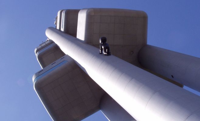 С Жижковской телебашни снимут «Младенцев» Черного