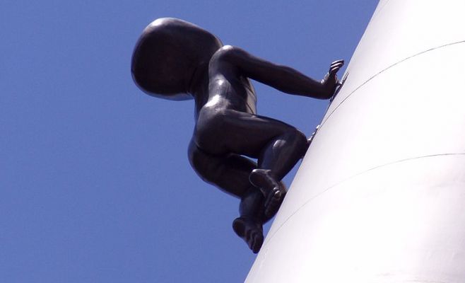 С Жижковской телебашни снимут «Младенцев» Черного