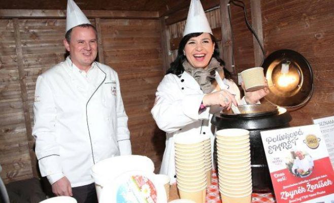 Лучшие шеф-повара Чехии приготовят супы у метро