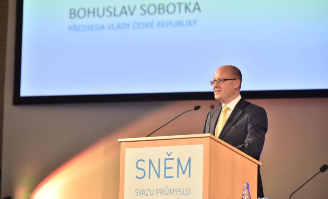Премьер-министр Соботка: Чехия немедленно должна принять евро