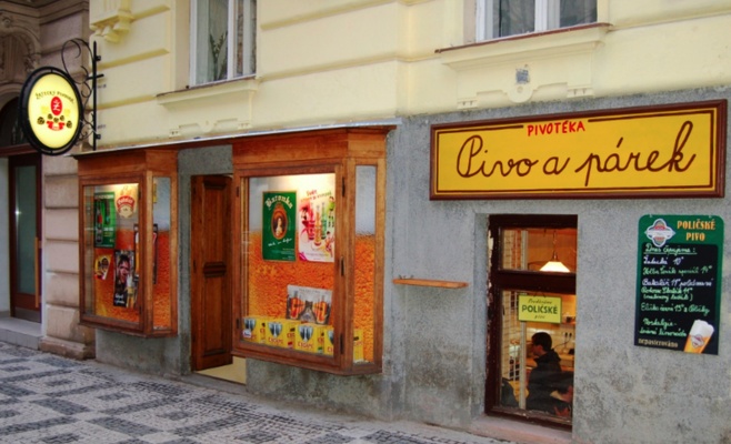 Pivo a Párek