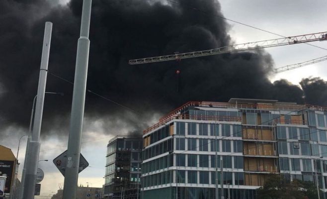 В Праге горело недостроенное здание