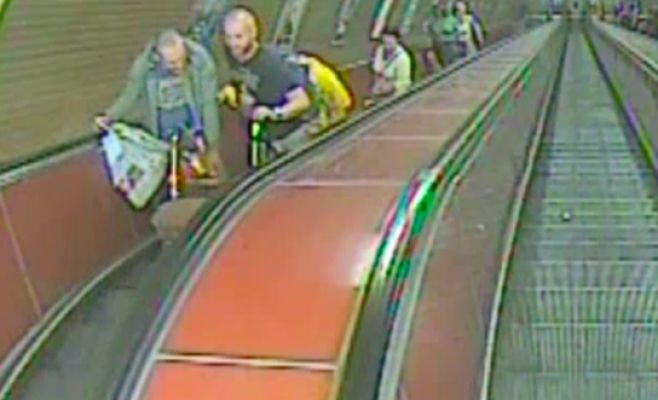 Двое мужчин в метро обокрали пенсионерку с ходунком, предложив ей помощь
