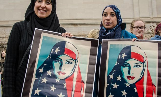 Радикализация мусульман в Европе вызвана растущей исламофобией