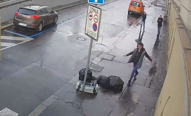 Разыскивается иностранка, жестоко избившая мужчину в центре Праги