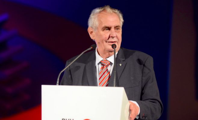 Земан обсудит с Путиным отмену санкций, экономическое сотрудничество и терроризм