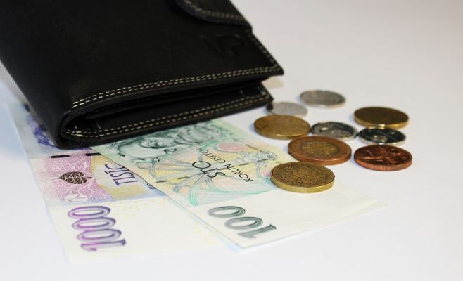 Чехи должны банкам свыше двух триллионов крон