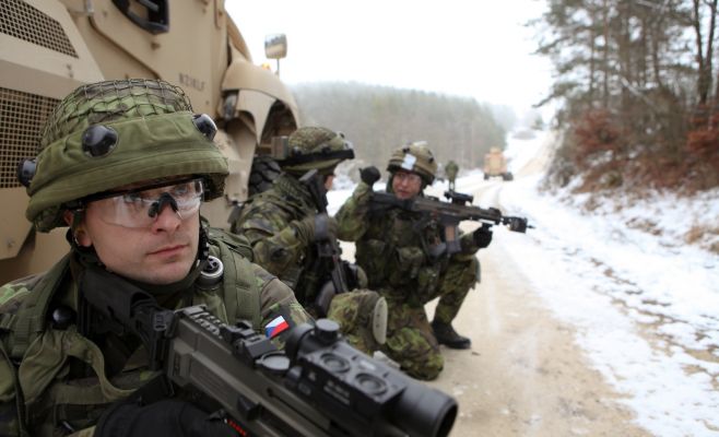 Чешская армия – одна из самых слабых в НАТО, её захватят за один день