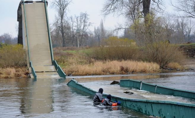 В Праге обрушился пешеходный мост