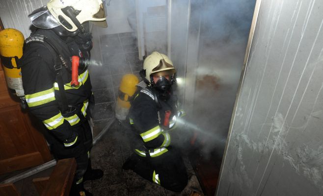 В центре Праги горела больница, свыше 50 человек были эвакуированы