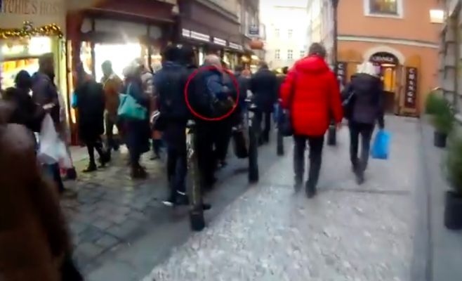 Скрытые камеры помогут полиции в борьбе с пражскими карманниками. Видео