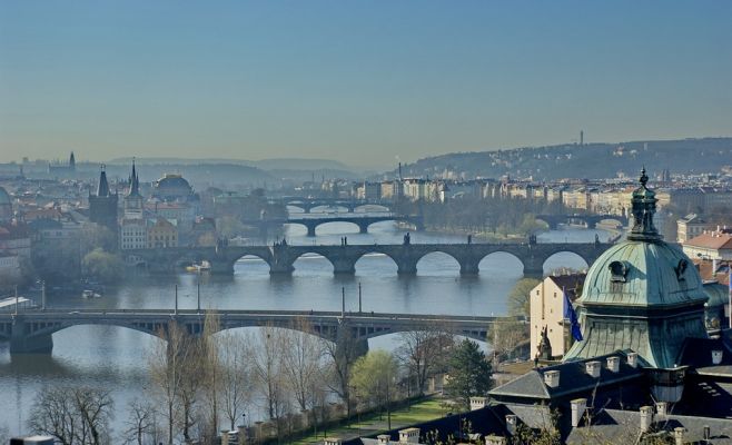Синоптики прогнозируют до +12 градусов на Новый год в Праге