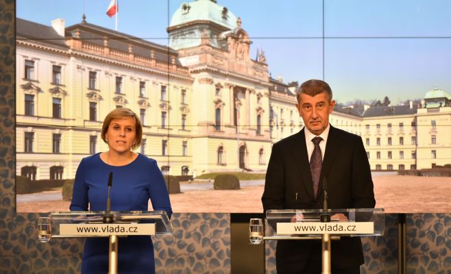 Парламент выразил недоверие правительству Чехии 