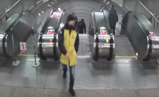 Полиция Праги объявила в розыск насильника
. Видео