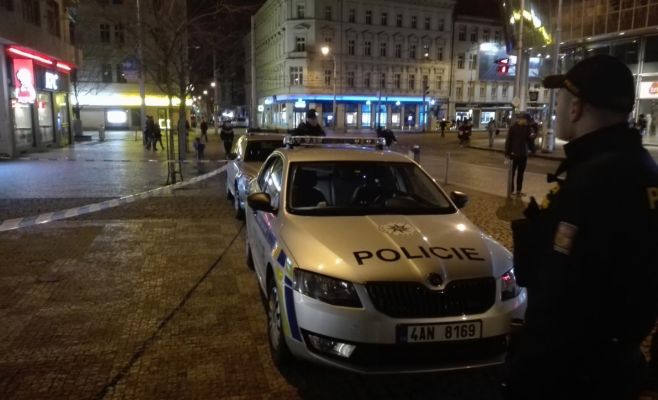 Полицейские в центре Праги предотвратили поножовщину