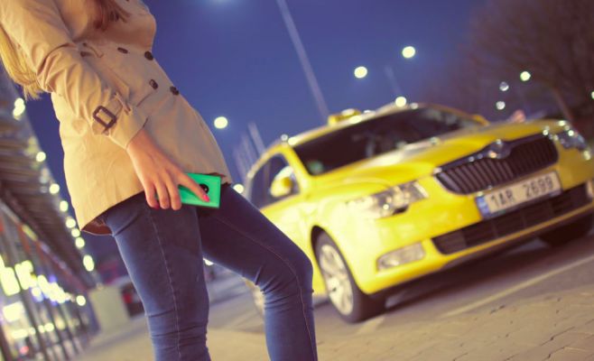 Таксисты вновь устроят забастовку в Праге