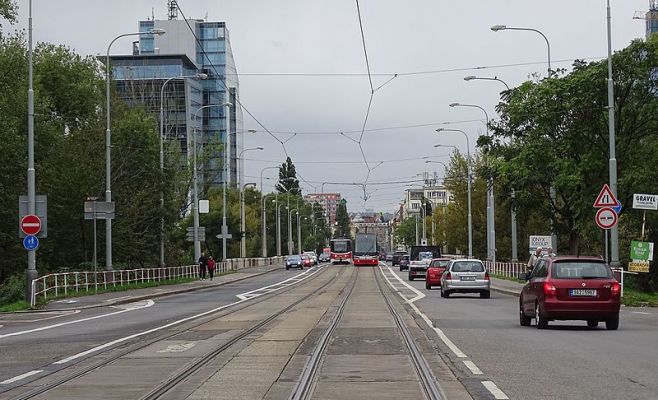 Либеньский мост: сносить нельзя починить