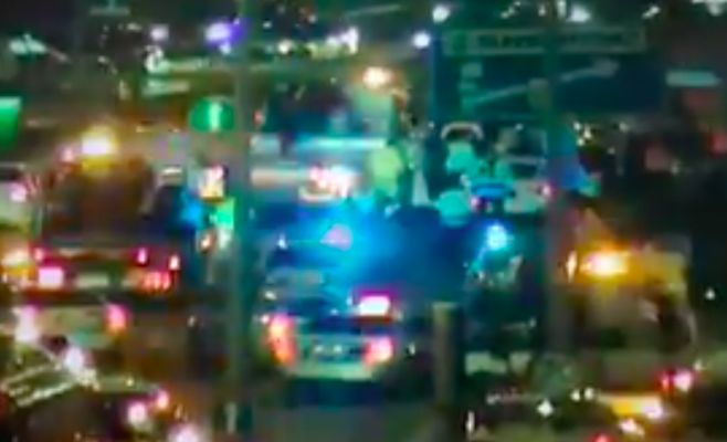 Пражские таксисты блокировали Центральный ж/д вокзал. Фото и видео