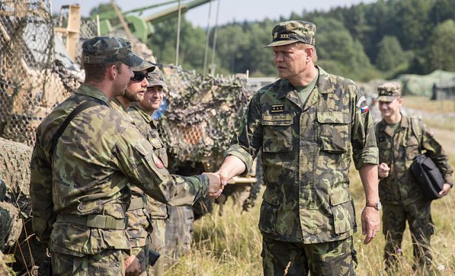 Глава Генштаба Чехии заявил, что недооценил исходящую от России угрозу