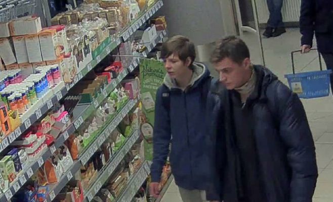 Кража дня: молодые чехи украли из магазина в Праге свыше 70 шоколадок