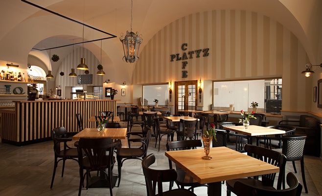 Кафе Platýz