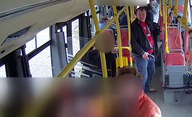 Видео: полиция разыскивает украинцев, причастных к стрельбе в автобусе в Праге. Новость обновлена!