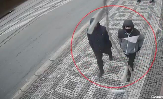 Разыскивается неизвестный, напавший в Праге на 12-летнего мальчика