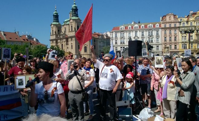 В Праге прошло шествие «Бессмертного полка»