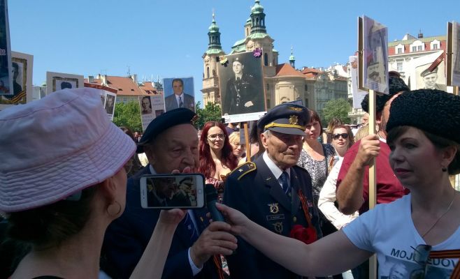 В Праге прошло шествие «Бессмертного полка»