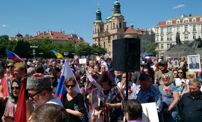 В Праге прошло шествие «Бессмертного полка»