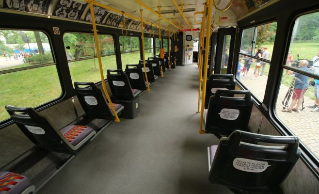 Фото: трамвай «Оправданий», курсирующий по Праге