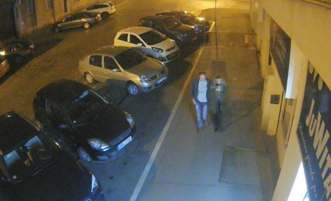 Неизвестный предложил провести девушку до дома, чтобы ей не было страшно, позднее сам попытался её изнасиловать