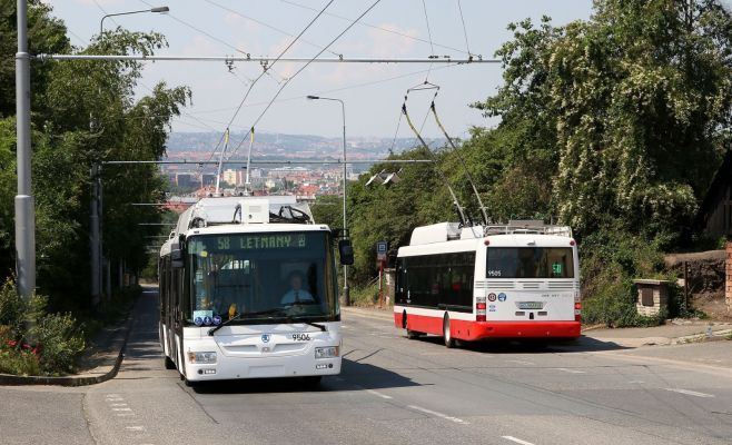 Спустя полвека в Прагу вернулись троллейбусы