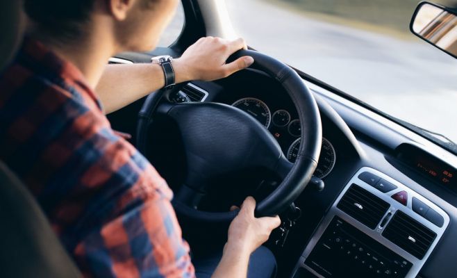 Выбираем автошколу в Праге. На что обратить внимание?