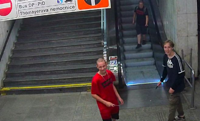 За вооруженным разбоем в пражском метро стоят несовершеннолетние